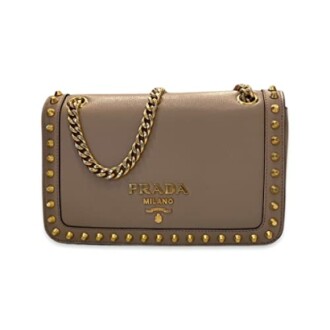 Top 3 Prada Handbags for Fashionable Women | Best Picks for 2021
